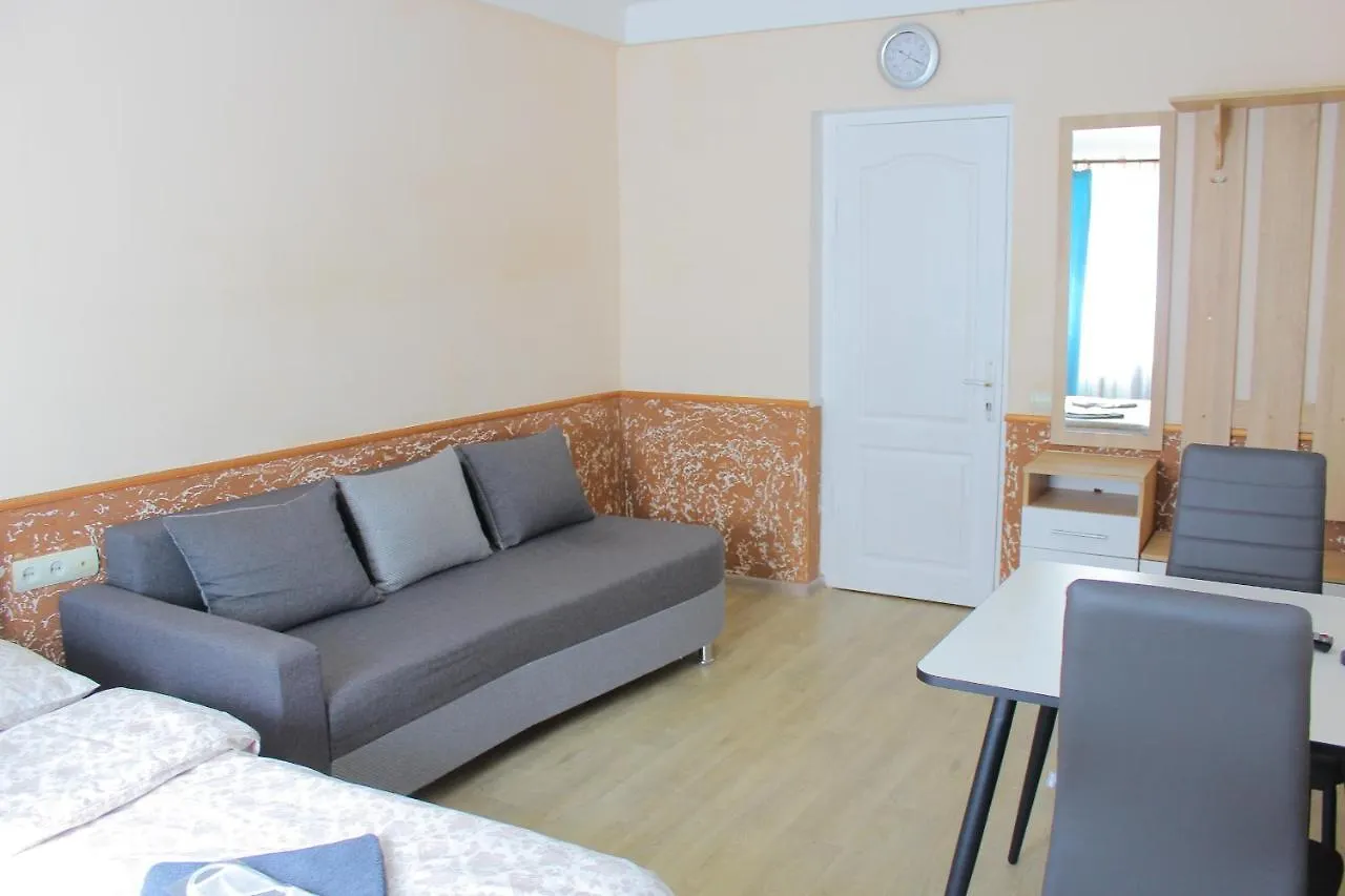 Uneed Rooms Harbour Киев Украина