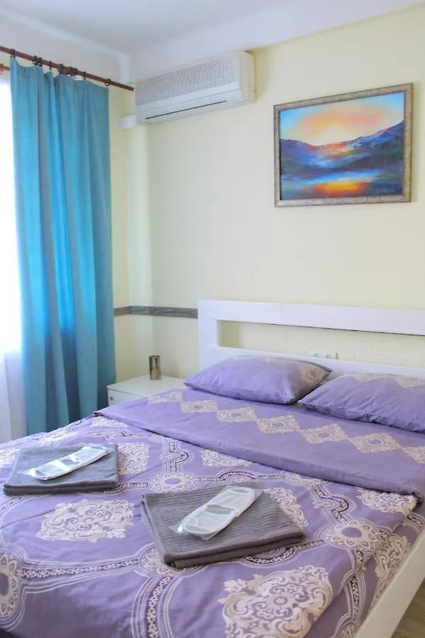 Uneed Rooms Harbour Kyiv Ukraine